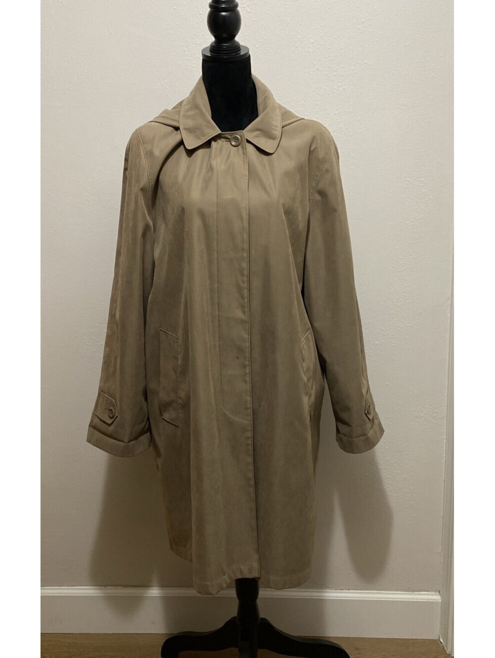 London Fog Women’s Lightweave Raincoat Taupe Size Large